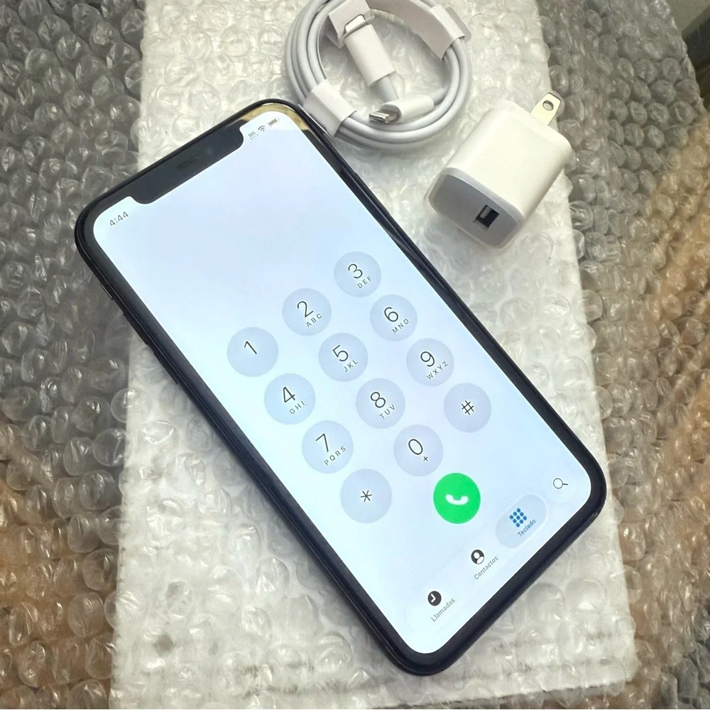 iPhone 11 64GB unlocked for any company